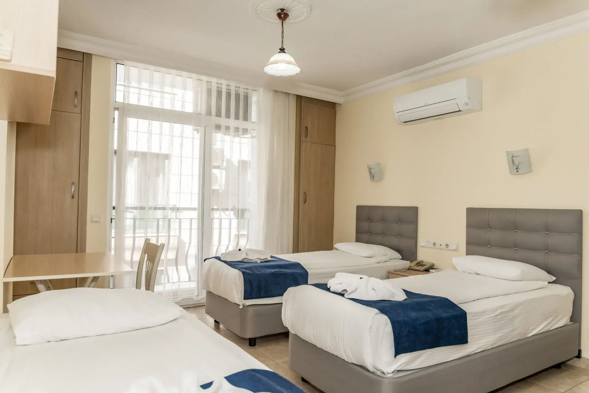Standard Dreibettzimmer 3